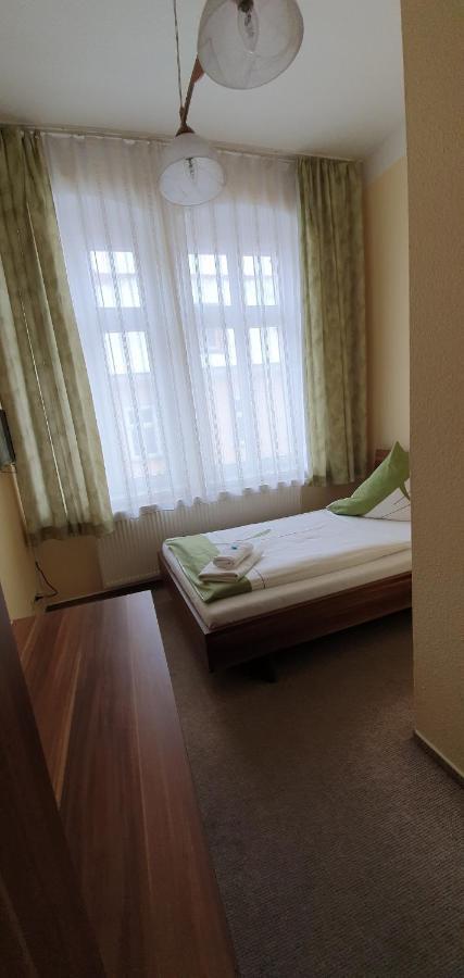 Restaurant & Hotel Olive 格赖夫斯瓦尔德 外观 照片
